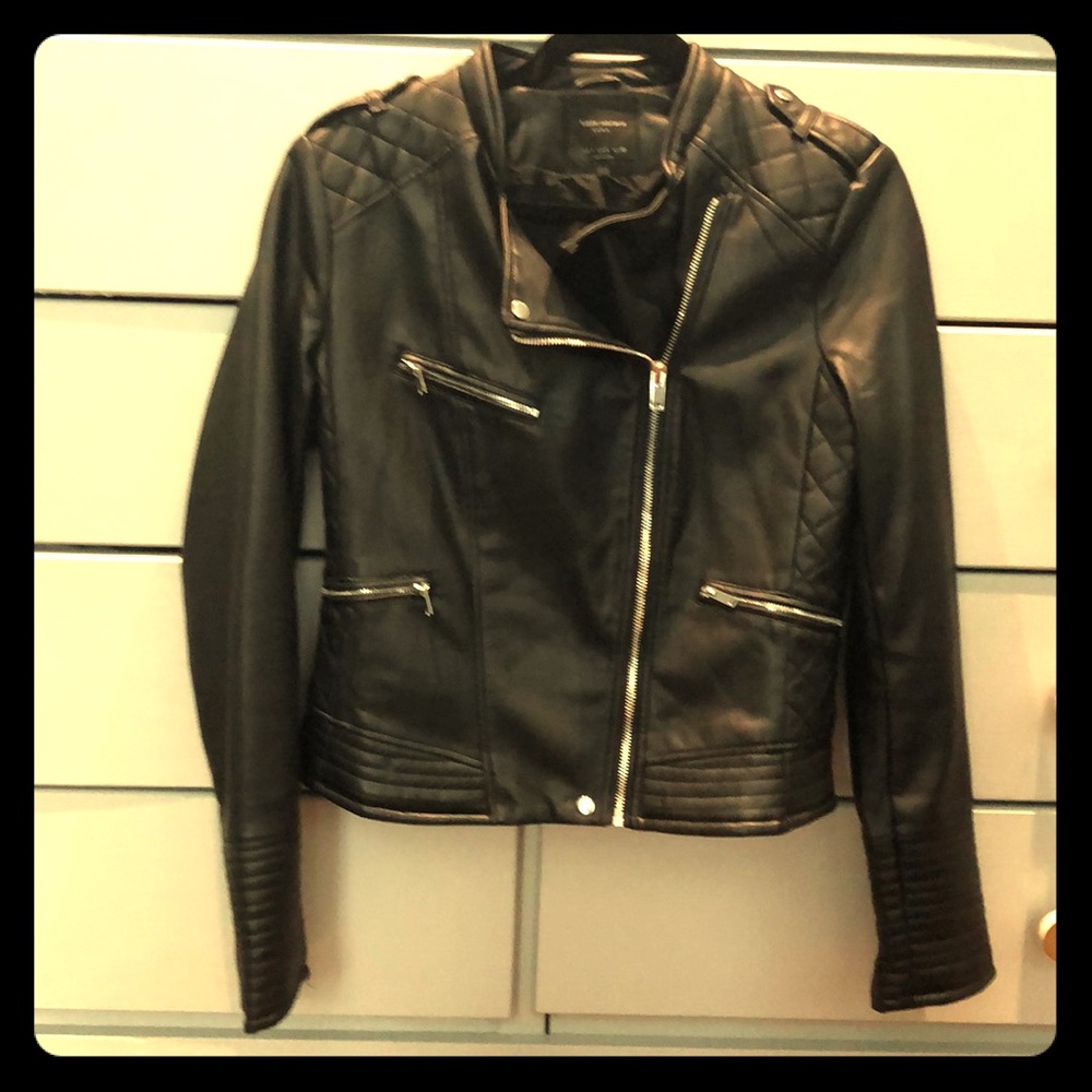 Black faux leather jacket from Zara - like new